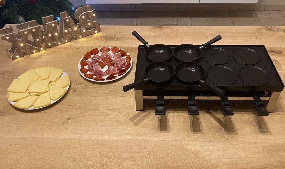Appareil multi grill de table avec hotte 5 en 1 (grillade, plancha,  pierrade, raclette et cuisson Teppanyaki)
